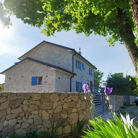 Stone House Iva Вилла