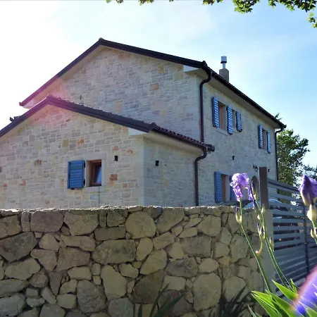 Stone House Iva