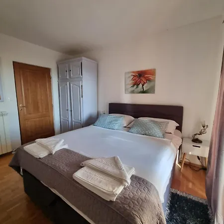 Stone House Iva Вилла *